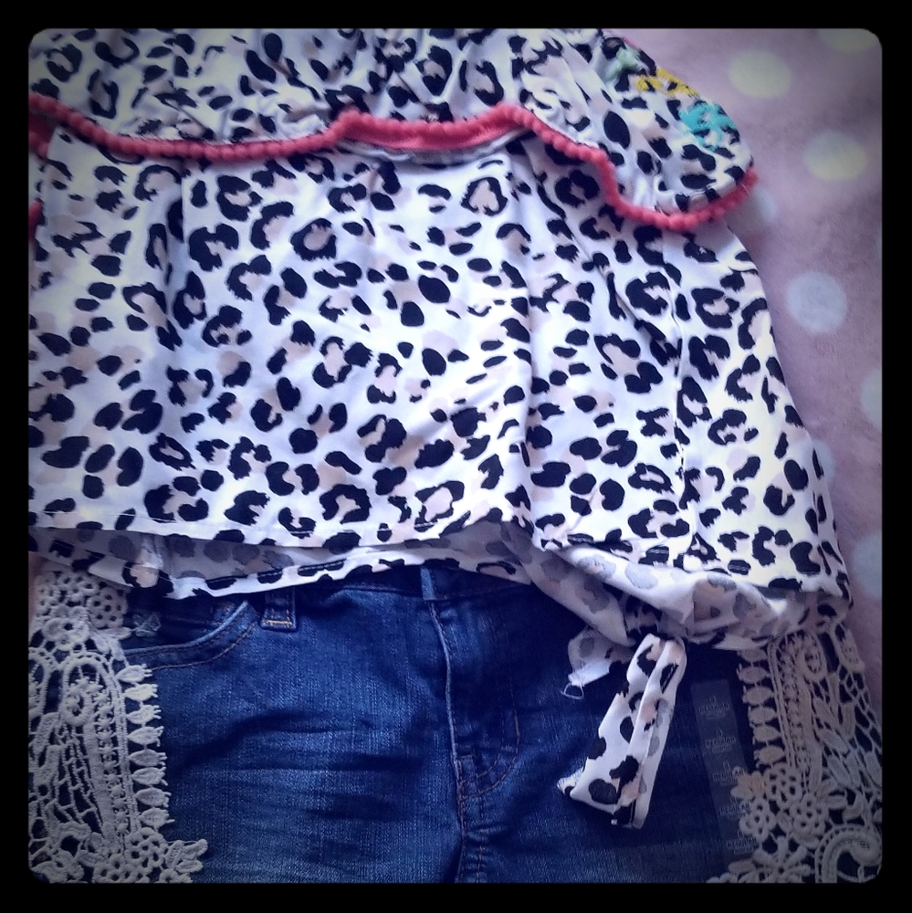 Woman/girls clothes  . Ropa para mujer y nina